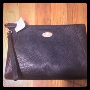 BRANS NEW WITH TAGS Coach Wrislet/clutch!!!!